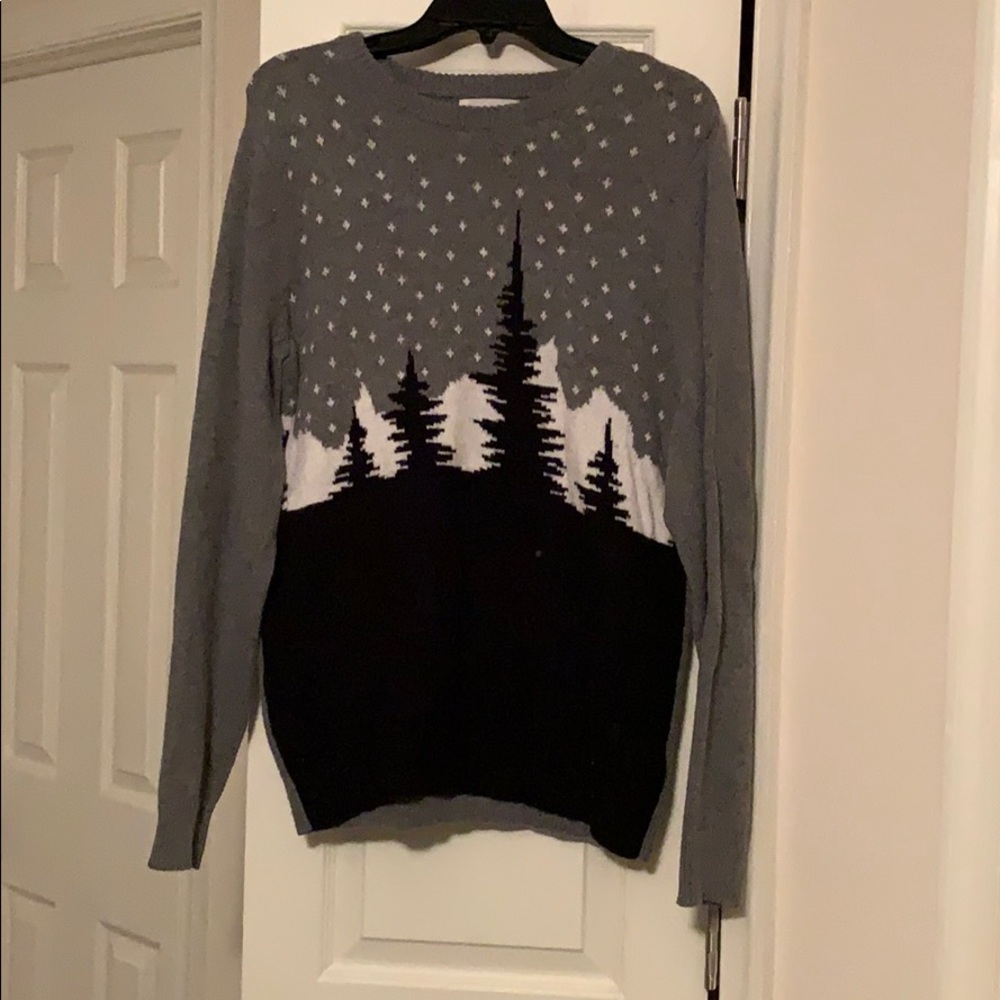 Old Navy Men’s Winter Scene Sweater